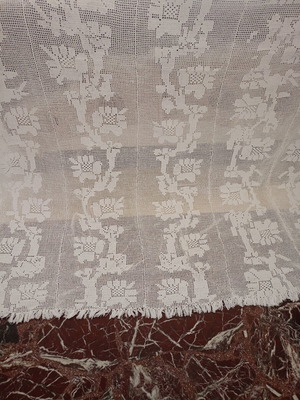 Handmade white blanket for single bed 2.20 x 1.70 like new