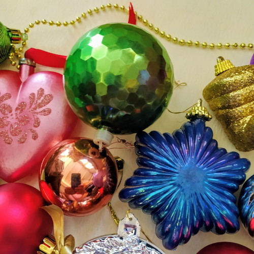 Christmas ornaments and balls set of 46, plastic