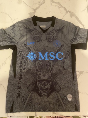 Nike sportswear shirt new, black