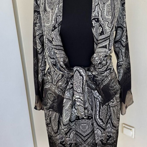 Etro Silk Ensemble Small like new, black and beige