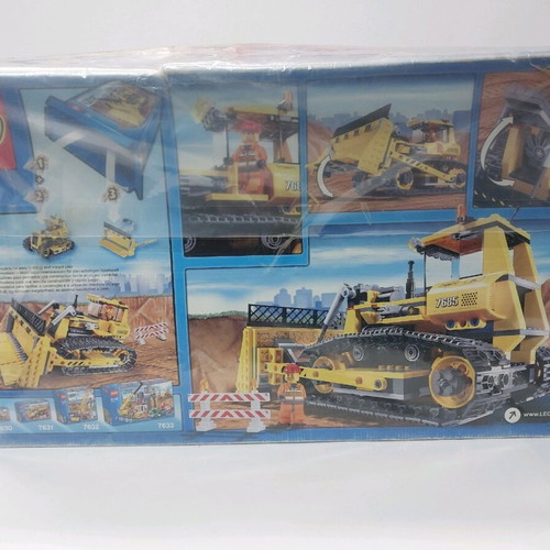 Lego 7685 Bulldozer like new in original packaging