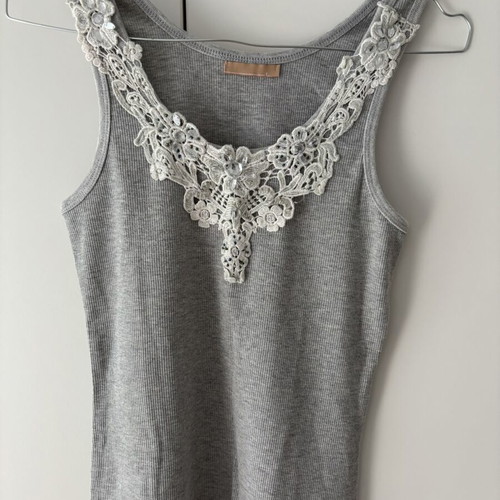 Women's gray blouse like new, size M