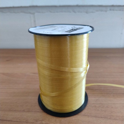 Gold gift wrapping ribbon like new