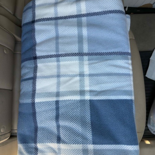 Blanket, like new, fleece