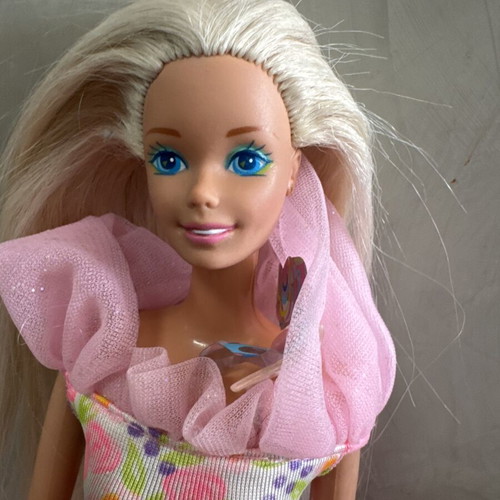 Barbie doll vintage used with Songbird dress