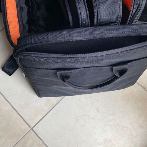 Booq Boa XL laptop bag used up to 15inch black orange