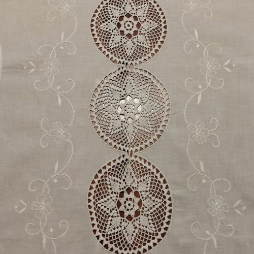 Linen tablecloth with lace and embroidery, unused, 2x1.60 with 6 napkins