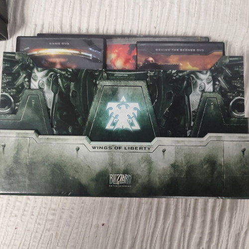 StarCraft 3 game collections including Wings of Liberty, Heart of Swarm, Battle Chest