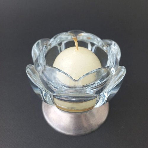 Flower candle holder with silver-plated base like new