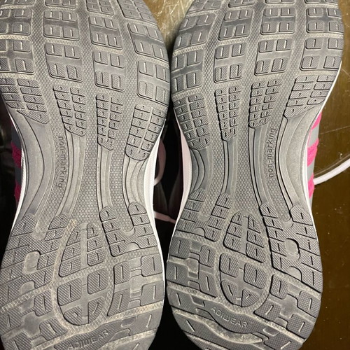 Adidas women's sneakers size 37 and 2/3 like new pink