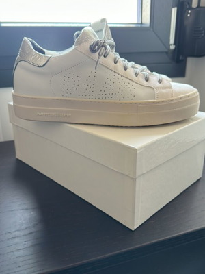 P448 women sneakers size 39 new, white and grey