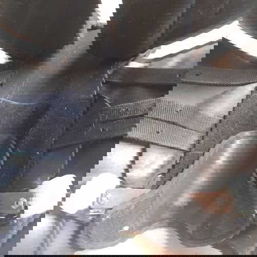 Регулируема седалка Bartl 17,5 инча като нова със синтетично дърво