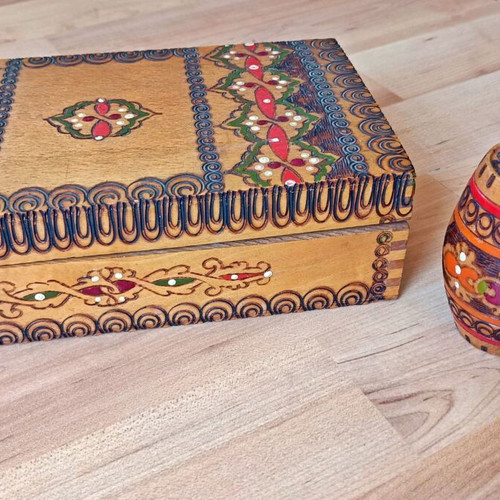 Vintage jewelry box with small jar, used, very good condition