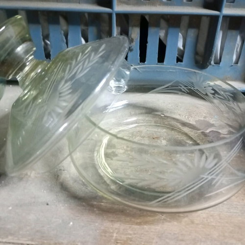Vintage crystal fondue bowl like new