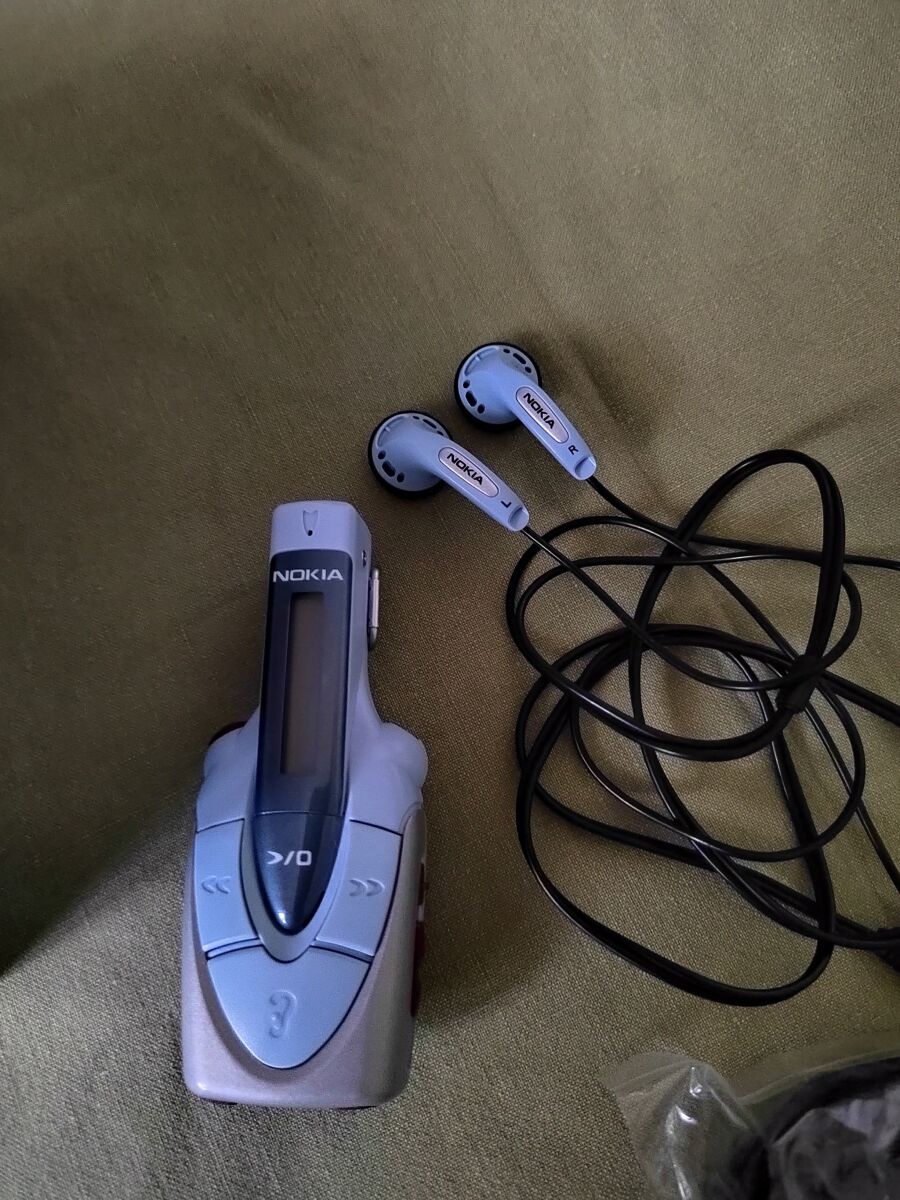 Nokia Music Player HDR-1 2001 full set,… - € 140,00 - Vendora.cy