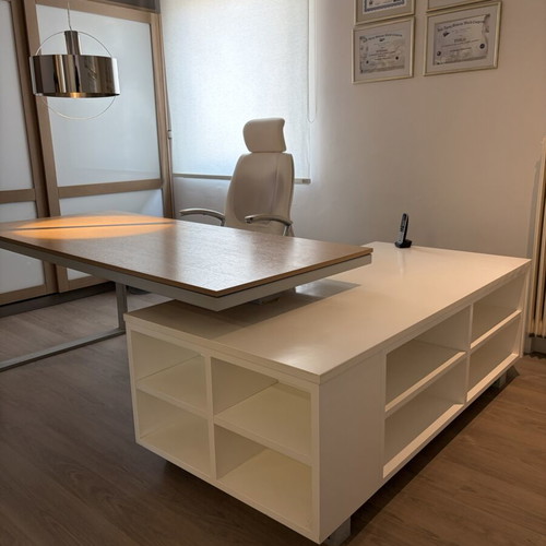 Corner desk 2.17x1.63 m white lacquer with white leather chair like new