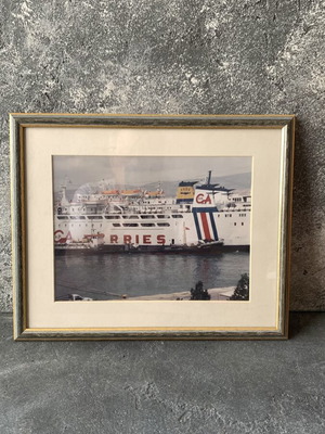 Framed photo used with one picture