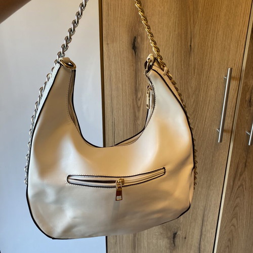 Cream Hobo Chain Shoulder Bag used with gold and silver details