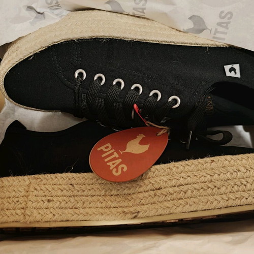 Walk In Pitas athletic sneakers new, black and beige espadrilles size 39