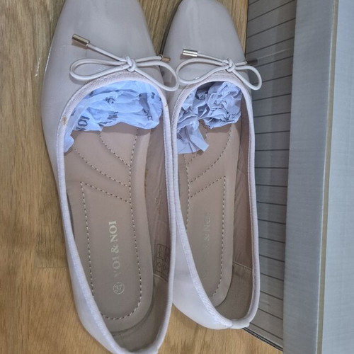 Voi&Noi ballerina shoes size 37, beige