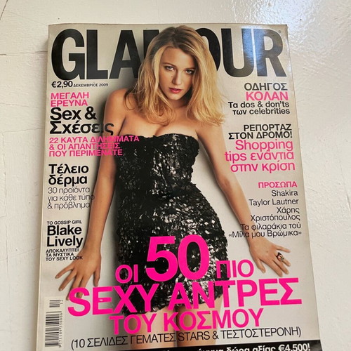 Glamour magazine 2009 like new, very good condition