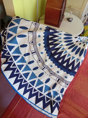 Round beach towel 1.80x1.80 m new, blue pattern