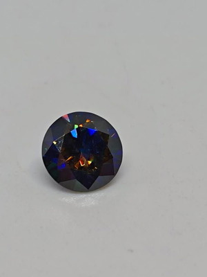 Moissanite precious stone 1ct like new, blue color, perfect cut