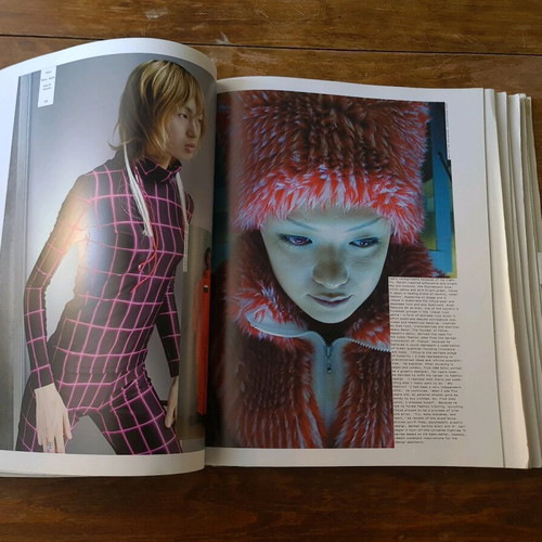 Phaidon fashion book used, 100 designers, English
