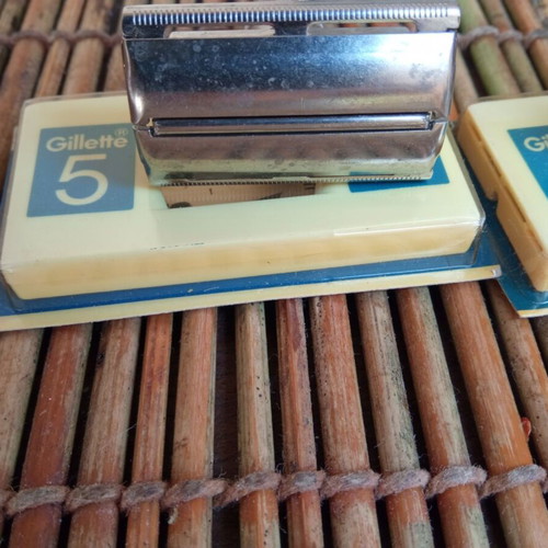 Vintage Gillette 2 razors with blades used