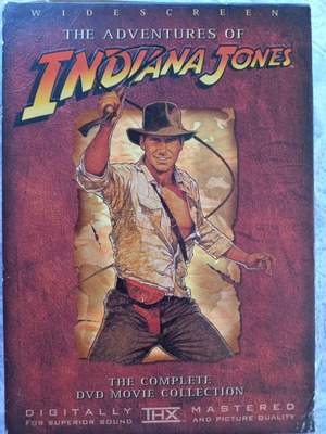 Indiana Jones κασετίνα DVD σε άριστη κατάσταση με υπότιτλους