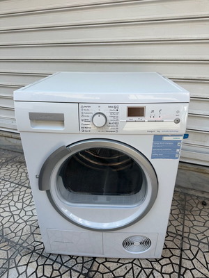 Siemens Clothes Dryer 8kg A+++ like new with written warranty