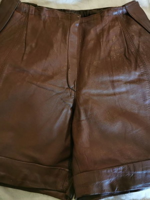 Leather shorts used, waist 70 cm, hand repaired