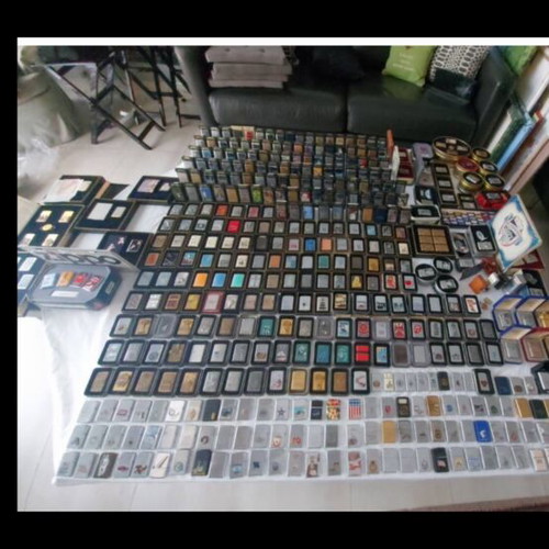 Zippo collection like new, about 500 lighters with accessories