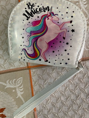 Children's wallet new with unicorn white
