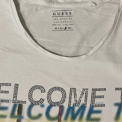 Guess Women T-Shirt white Welcome To California graphic print size L like new