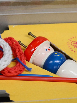 Vintage Resi knitting doll snowman like new