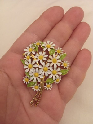 Vintage floral brooch