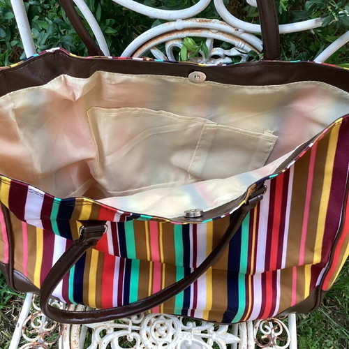 Striped multicolor shoulder bag like new with brown details