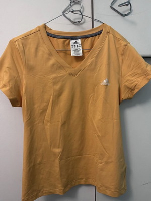 Adidas Athletic T-Shirt size L like new, orange