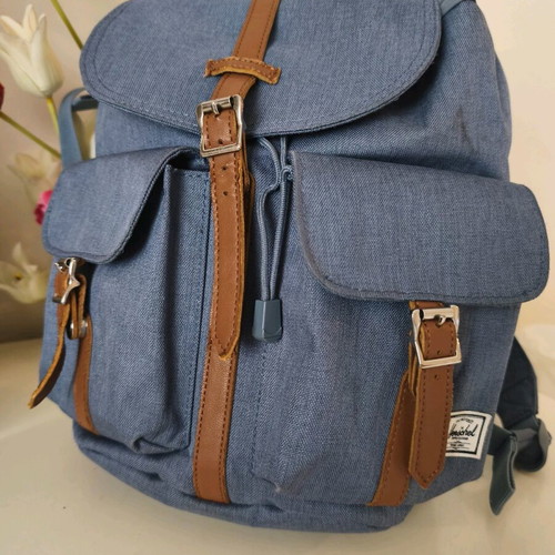 Herschel Supply Co Dawson Small backpack blue like new