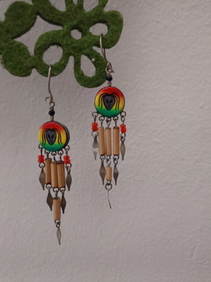 Women's youthful earrings for summer like new