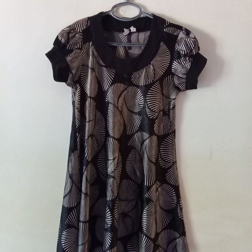 Silvian Heach summer mini dress like new, gray and silver