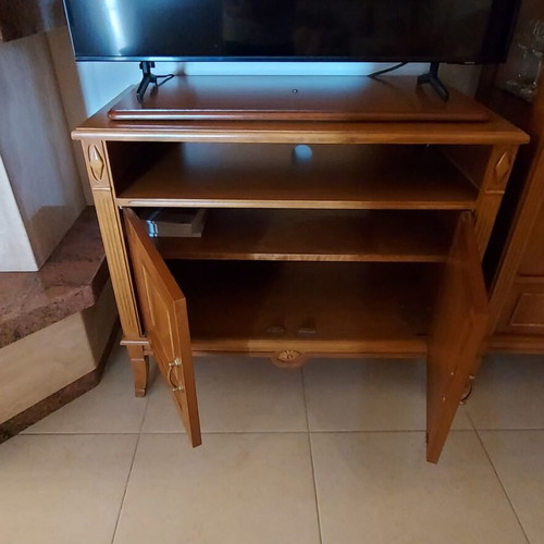 Wooden living room display cabinet and TV stand, classic style