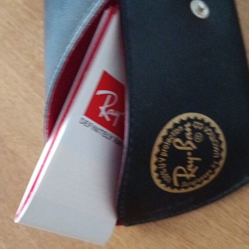 Ray Ban glasses case like new