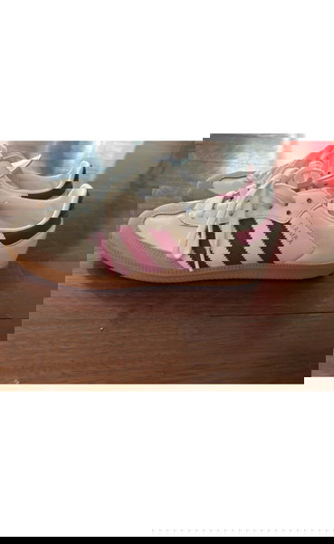  *NEW*Adidas OG Samba Ladies size 40