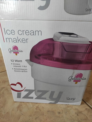 Izzy Ice Cream Maker like new in box