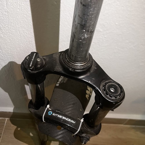 Zoom suspension 100mm for 29 inch wheel like new with service