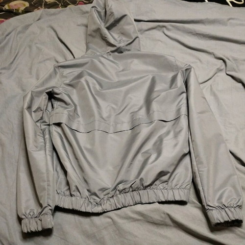 Windbreaker jacket gray like new, lightweight