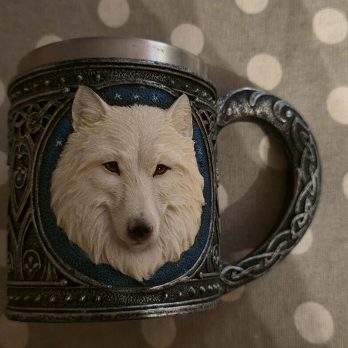 Decorative mug with wolf like new