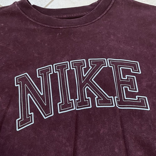 Nike T-shirt size Small, brown and turquoise